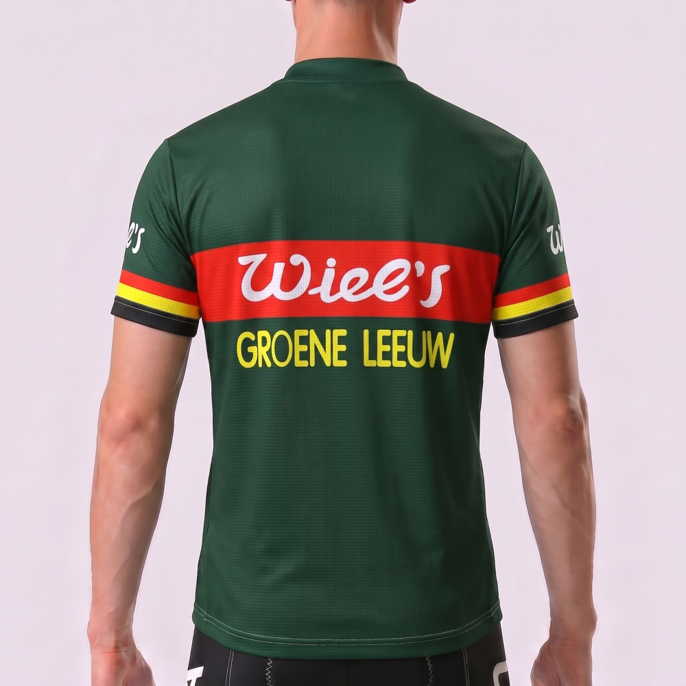 Wiee's T-Shirt
