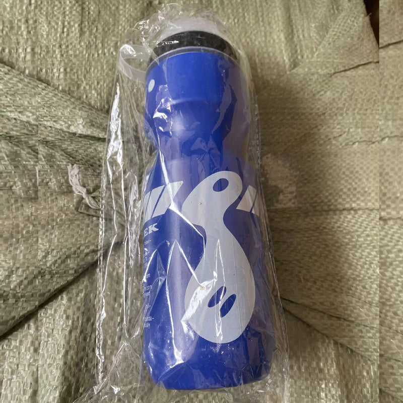 Tour de France plastic water bottle