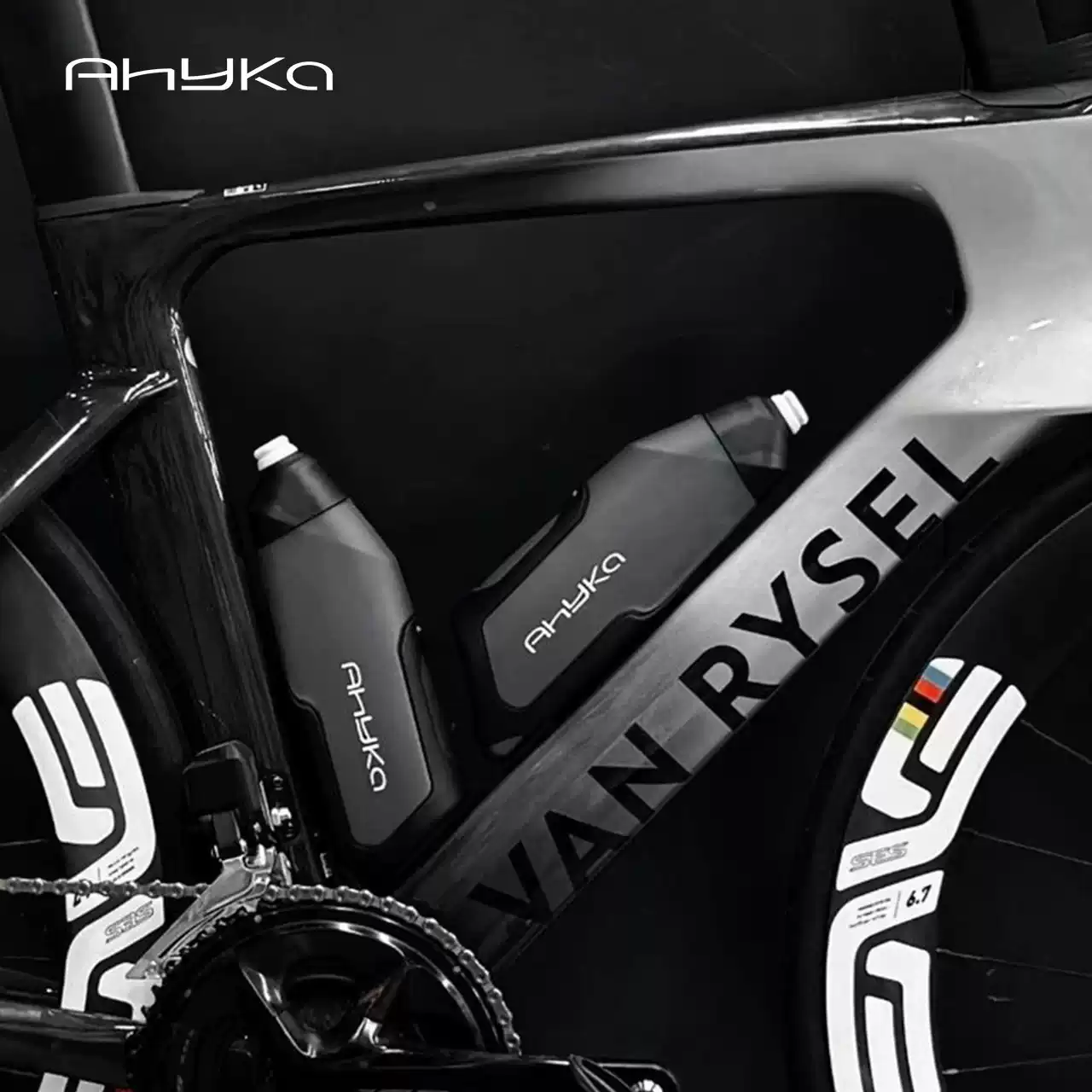Ahyka Aerodynamic Cycling Bottle & Carbon Cage Set